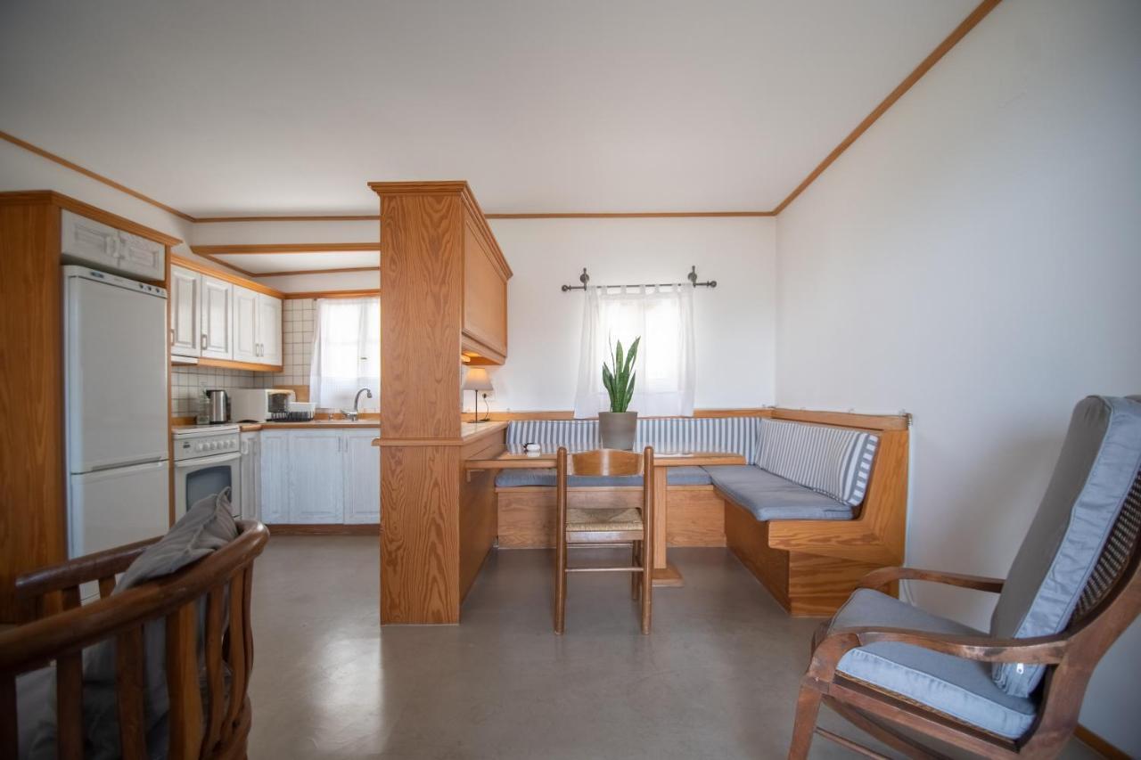 Lotos Beach Home Kini Exterior foto