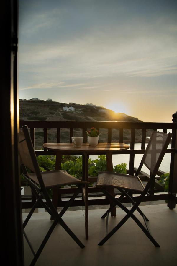 Lotos Beach Home Kini Exterior foto
