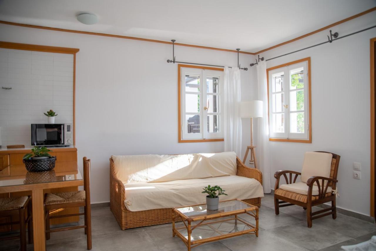 Lotos Beach Home Kini Exterior foto