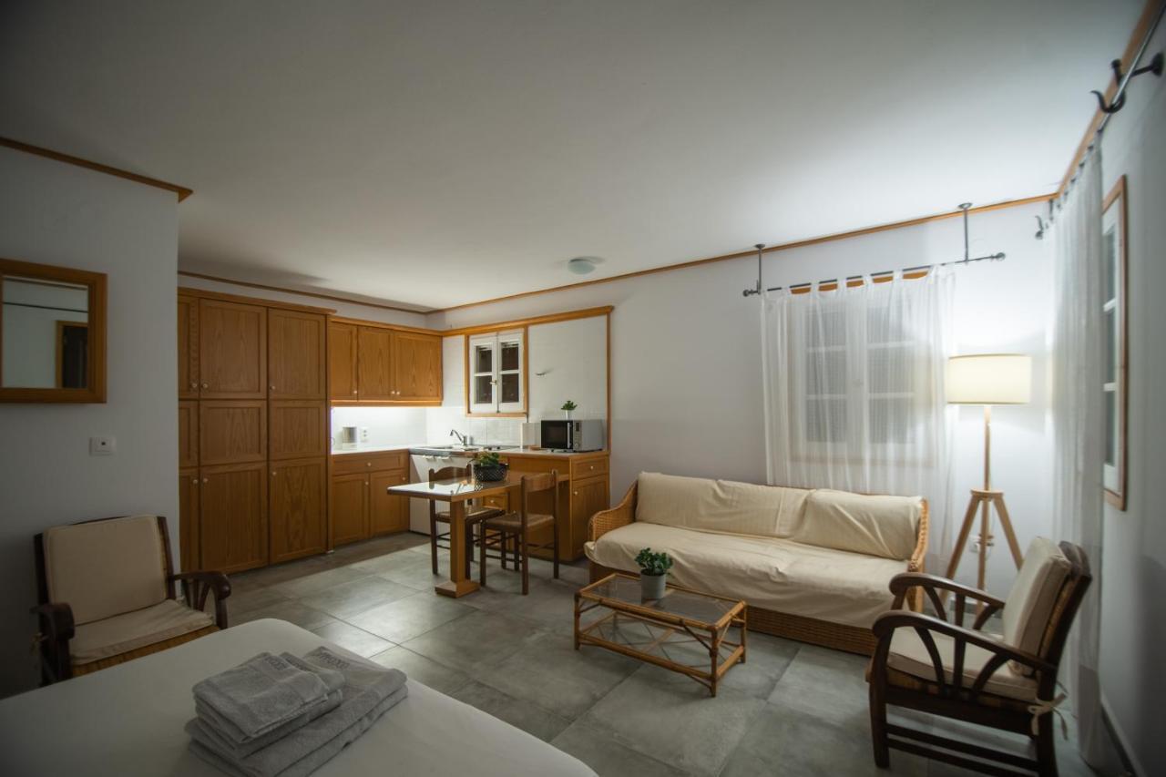 Lotos Beach Home Kini Exterior foto